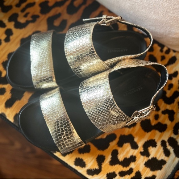 AEROSOLES Women’s Gold Buckle Sandal Leggenda - Picture 8 of 10